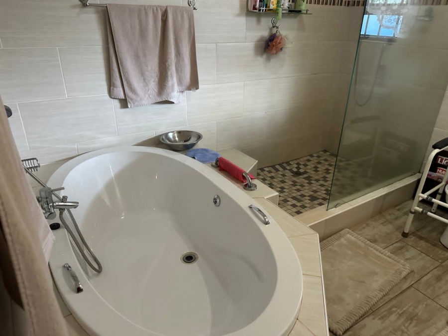 Commercial Property for Sale in Swartruggens North West